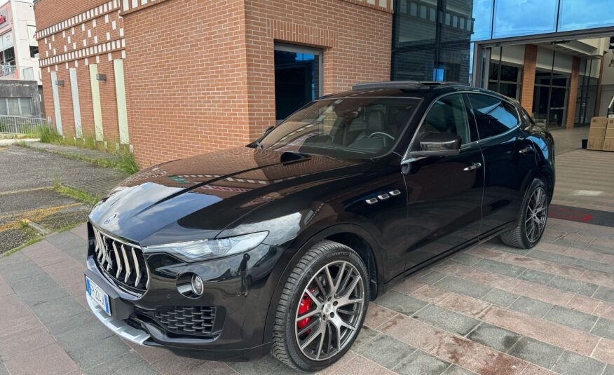 Maserati Levante V6 Diesel 275 CV AWD