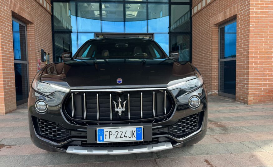 Maserati Levante V6 Diesel 275 CV AWD