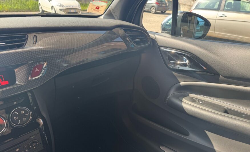 Citroen DS 3 1.6 THP 155 Just Black