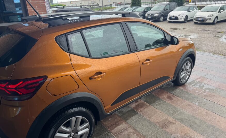 Dacia Sandero Stepway 1.0 TCe 100 CV ECO-G Comfort