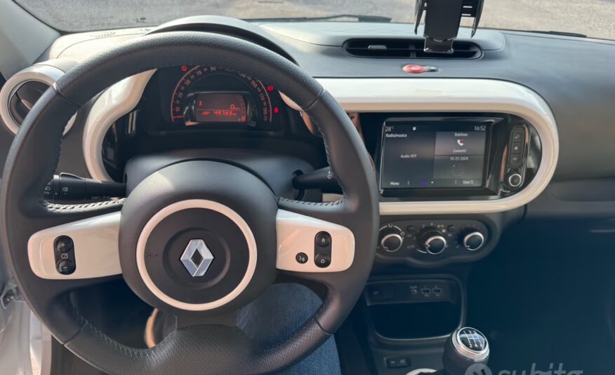Renault Twingo SCe 65 CV Intens Neopatentati