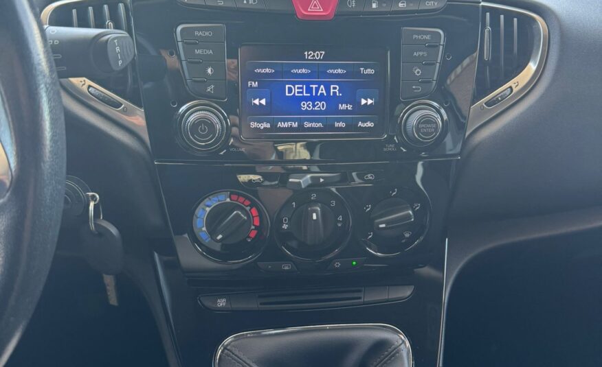 Lancia Ypsilon 1.2 69 CV 5 porte GPL Ecochic Gold