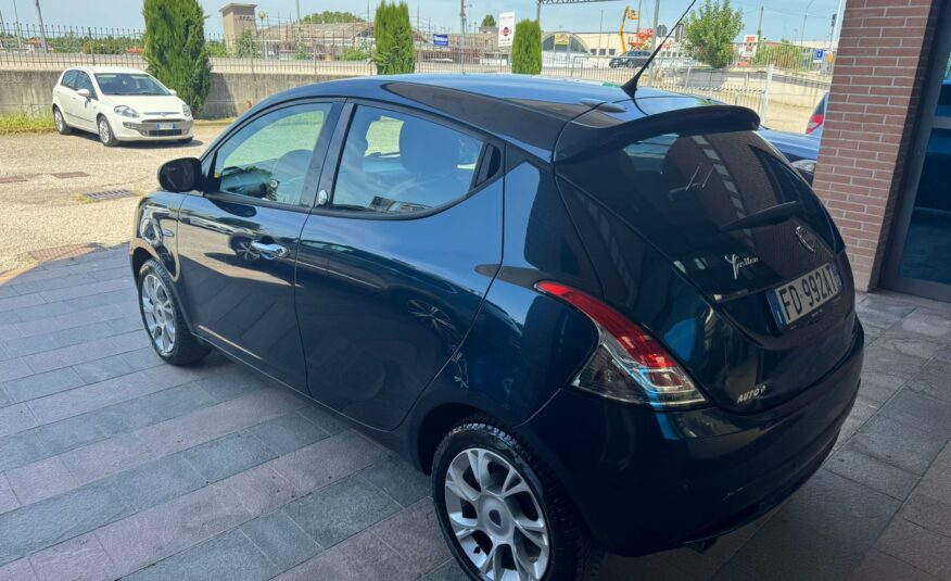 Lancia Ypsilon 1.2 69 CV 5 porte GPL Ecochic Gold
