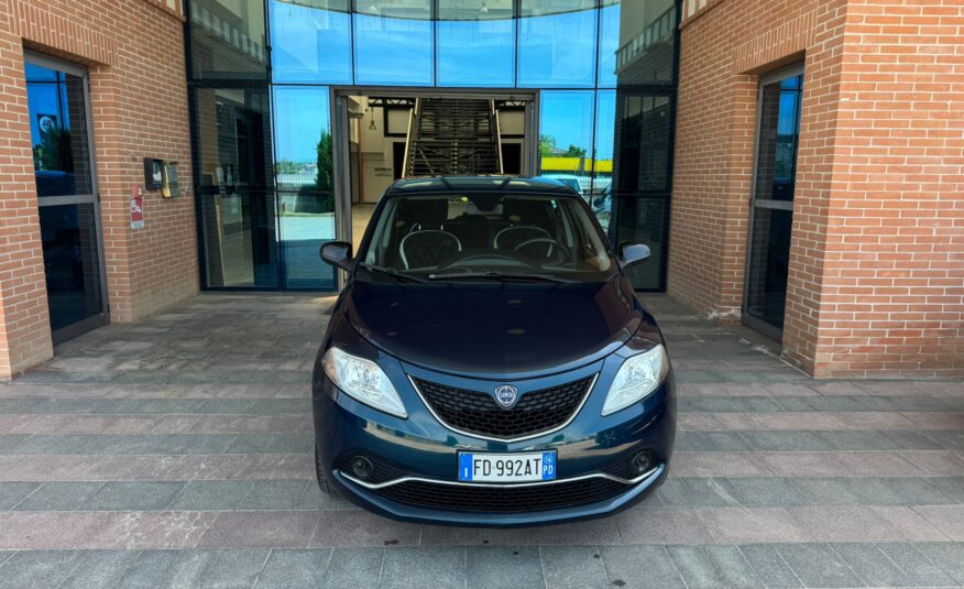 Lancia Ypsilon 1.2 69 CV 5 porte GPL Ecochic Gold