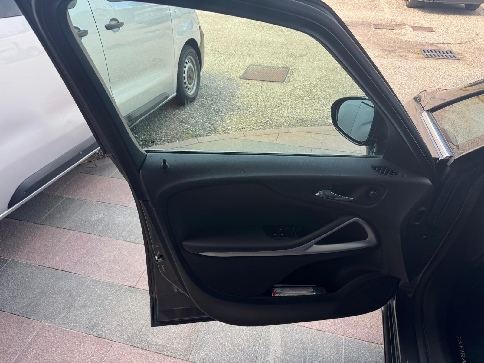 Opel Zafira Tourer 2.0 CDTi 110CV Cosmo