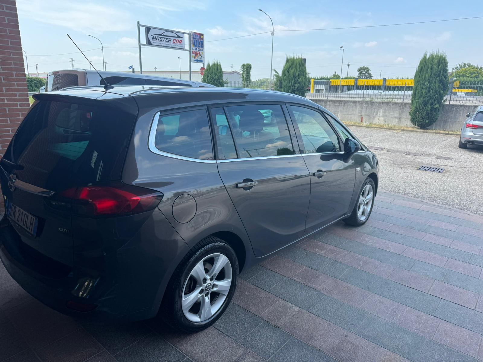 Opel Zafira Tourer 2.0 CDTi 110CV Cosmo
