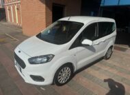 Ford Tourneo Courier 1.5 TDCI 100 CV S&S Plus