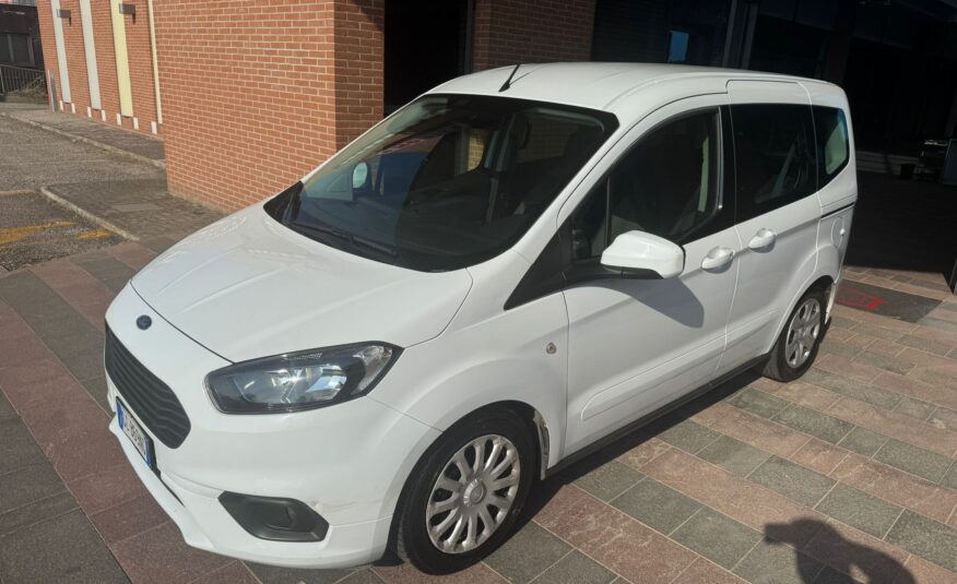 Ford Tourneo Courier 1.5 TDCI 100 CV S&S Plus