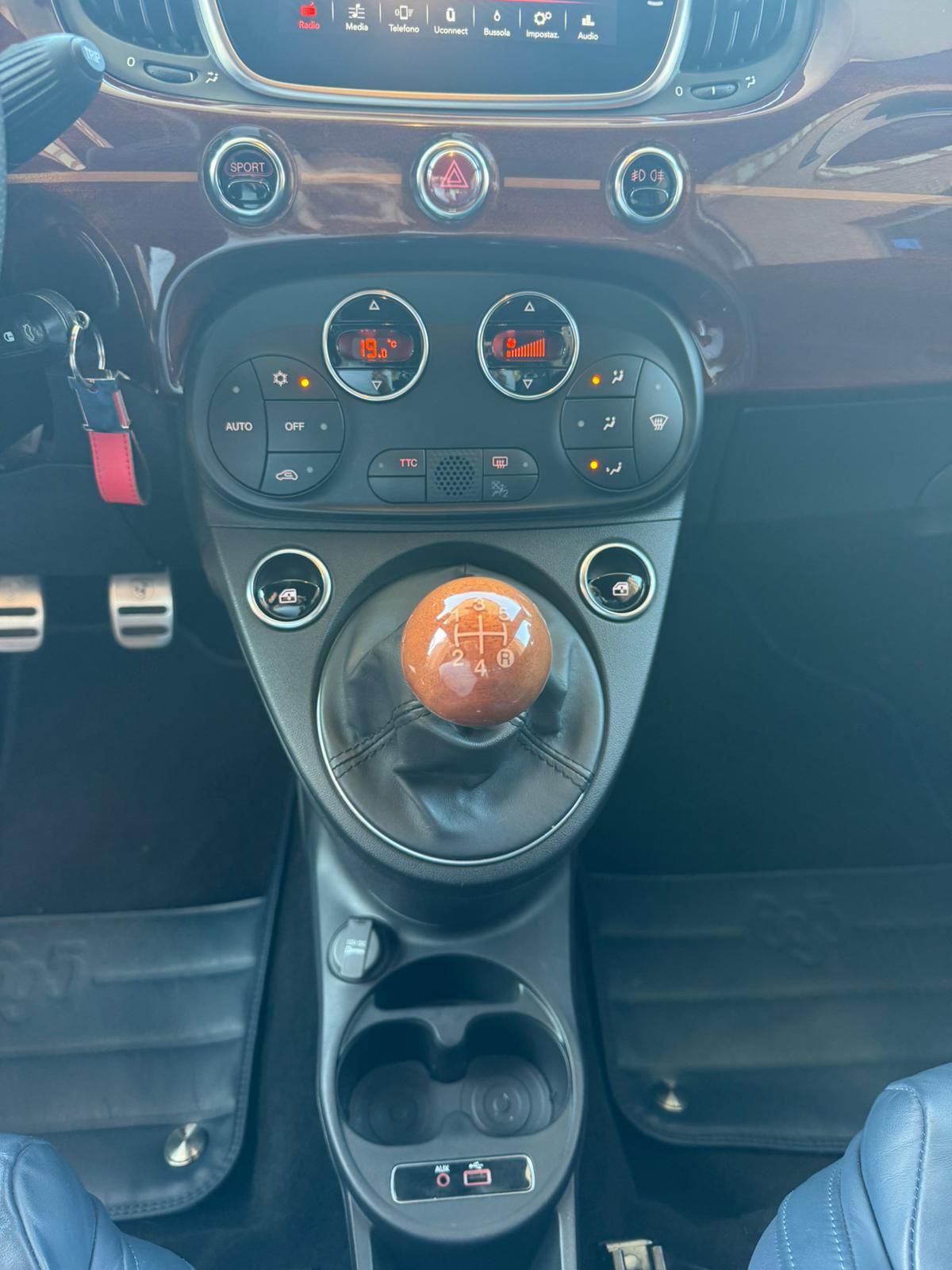 Abarth 695 1.4 Turbo T-Jet Rivale