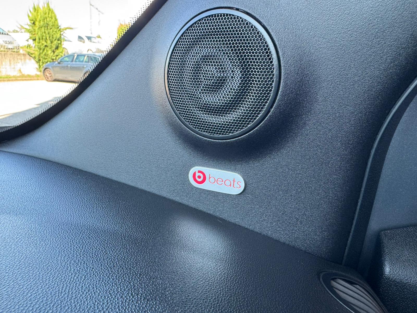 Abarth 695 1.4 Turbo T-Jet Rivale