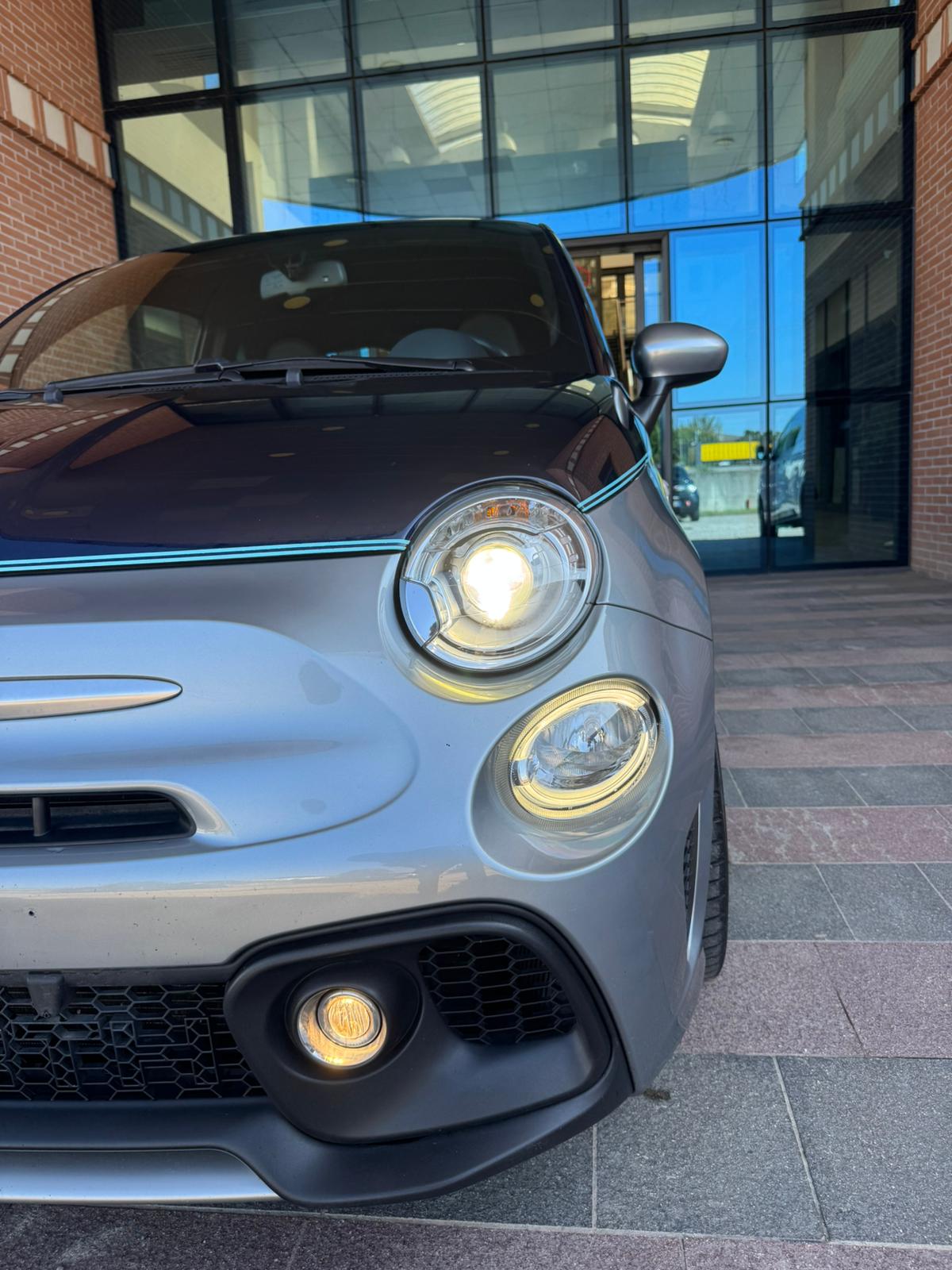 Abarth 695 1.4 Turbo T-Jet Rivale
