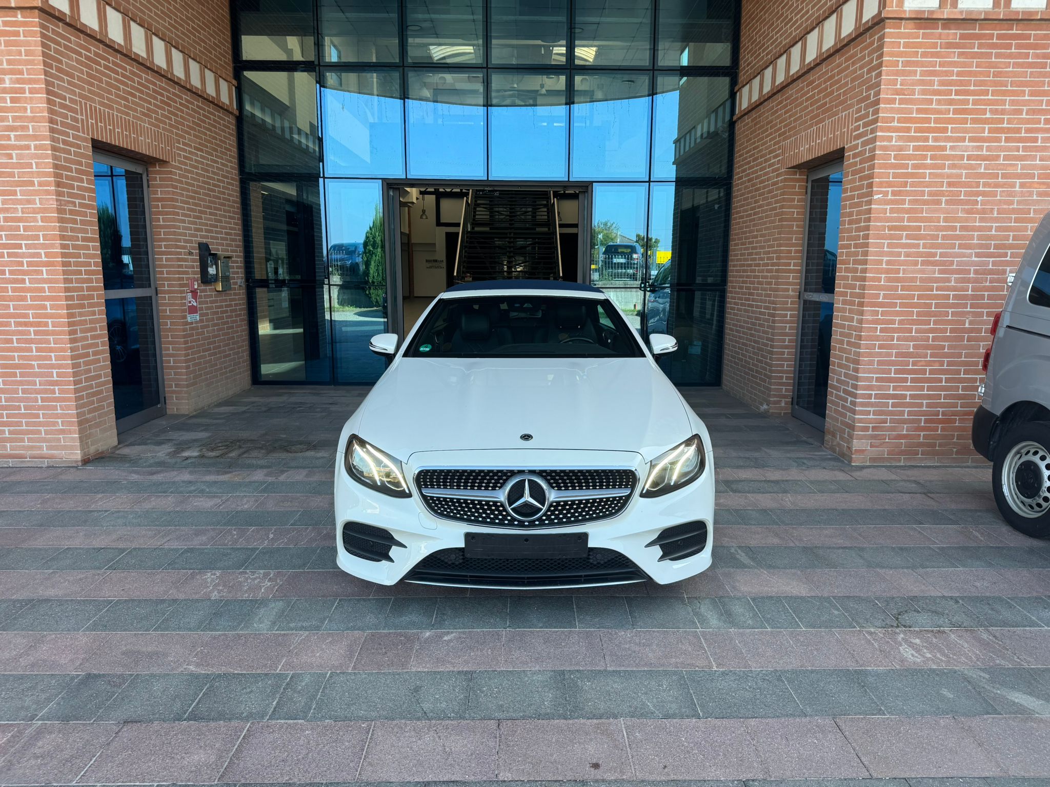 Mercedes-benz E 220 d Auto Cabrio Premium Plus