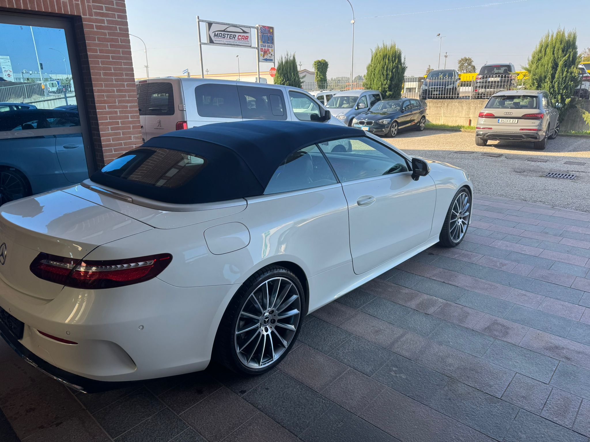 Mercedes-benz E 220 d Auto Cabrio Premium Plus