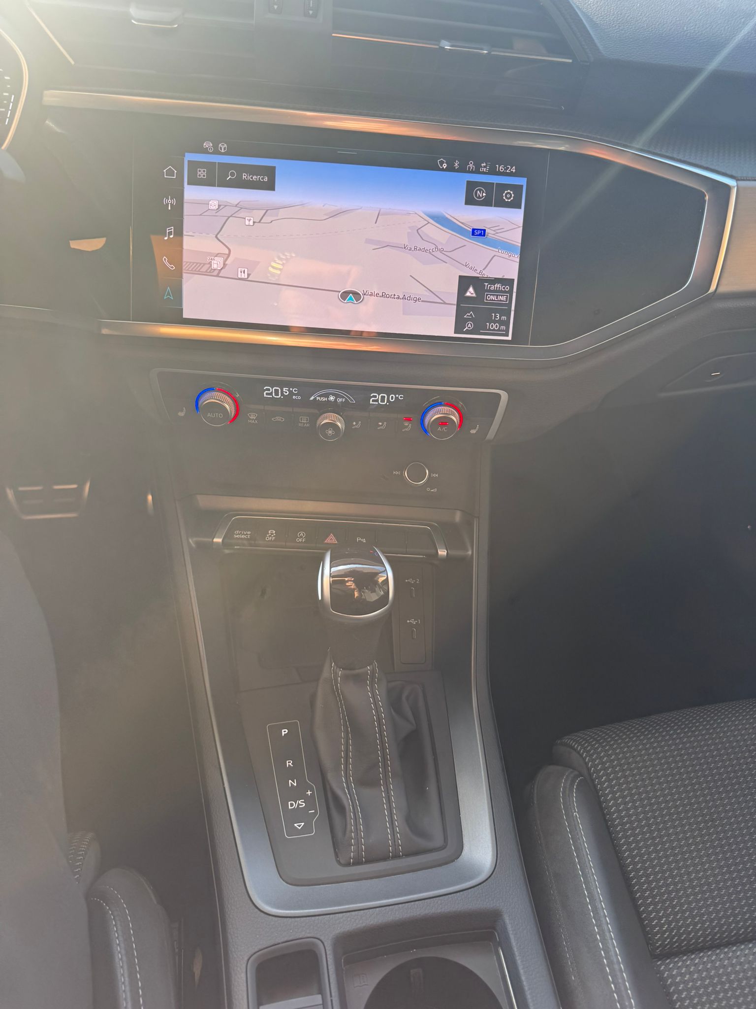 Audi Q3 35 TDI S tronic Identity Black