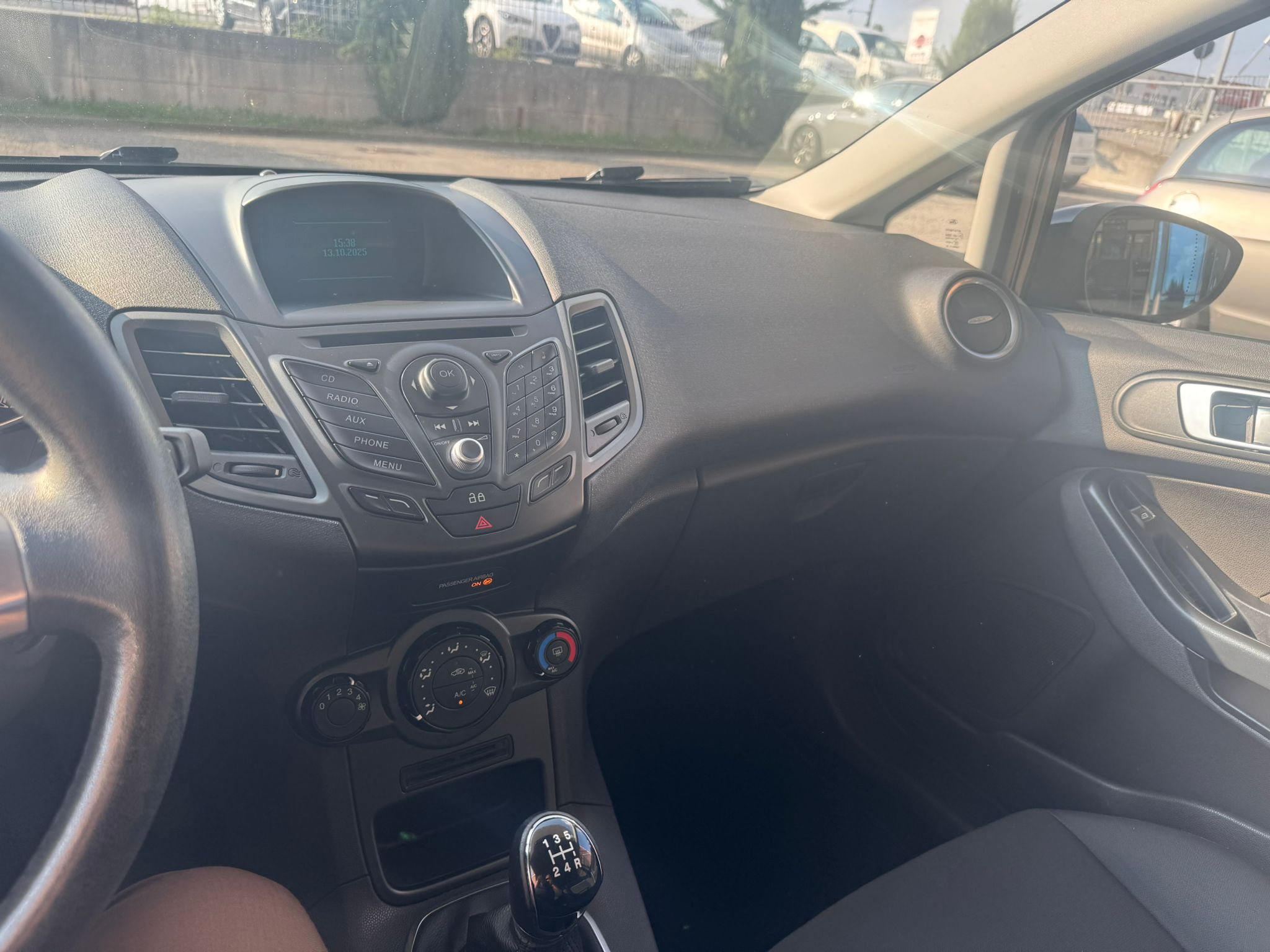 Ford Fiesta 1.2 60CV 5 porte Titanium